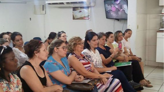 Curso de Bolos decorados com Bico Russo com a culinarista Edna Sotelo da Mago!!! 21/11/2016